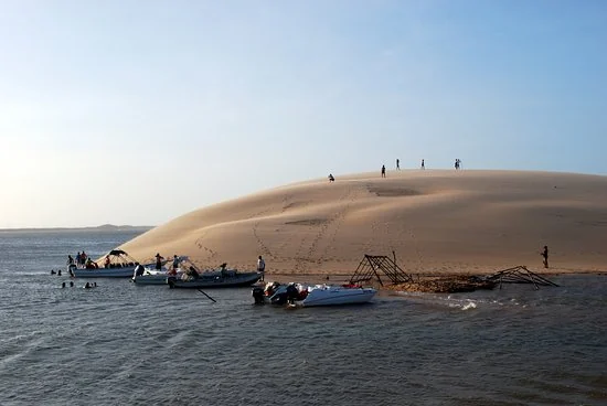 Delta do Parnaíba, entre o Piauí e o Maranhão, com rios, mangues e ilhas