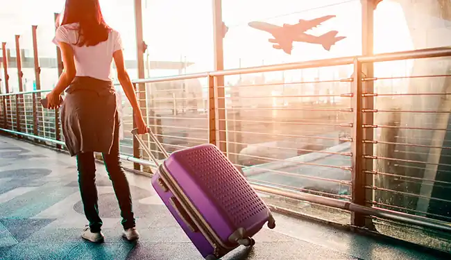 Embarque de passageiros no Porto dos Tatus para expedição náutica no Delta do Parnaíba